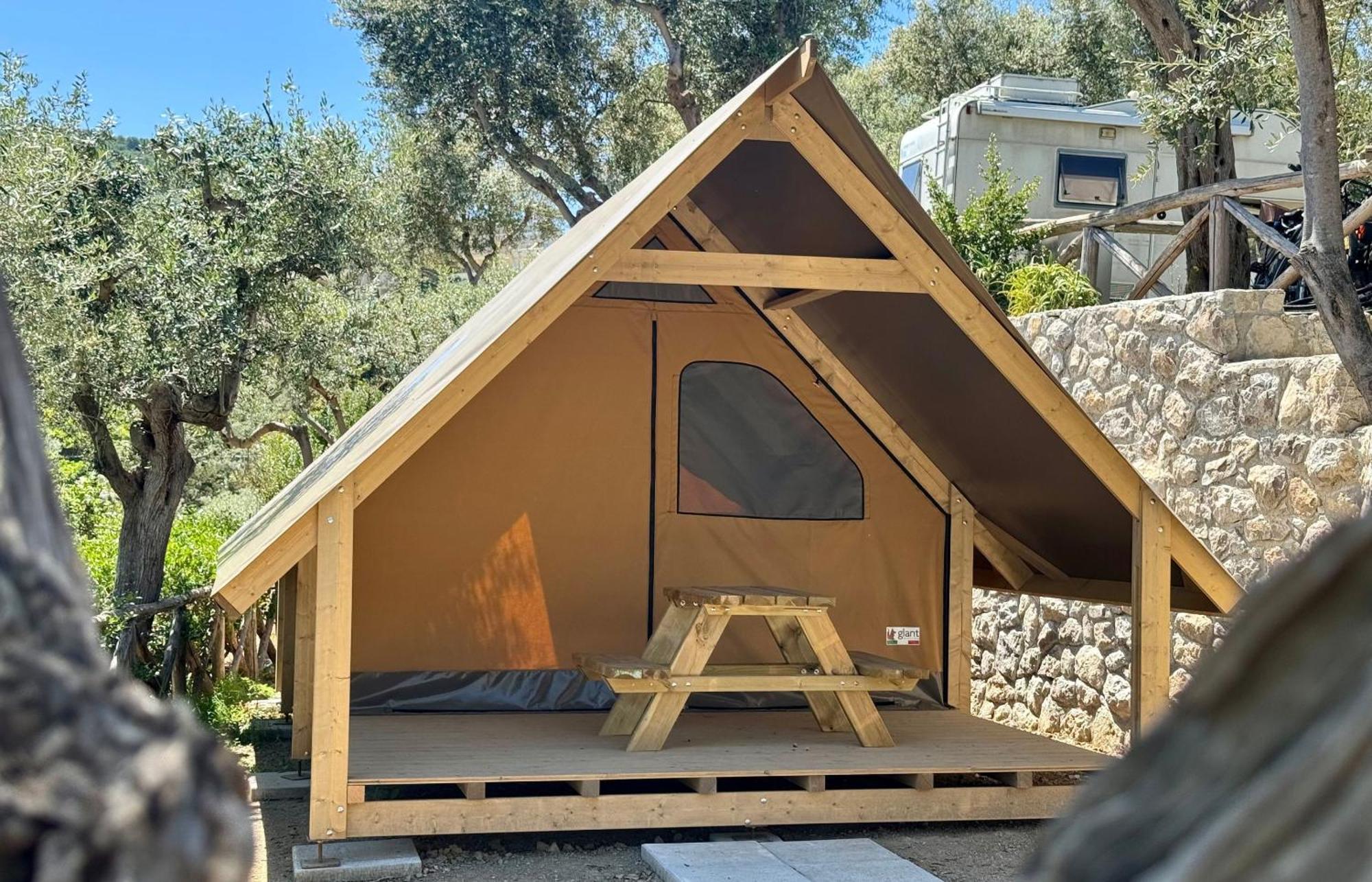 Hostel & Glamping Santa Fortunata Sorrento Ngoại thất bức ảnh