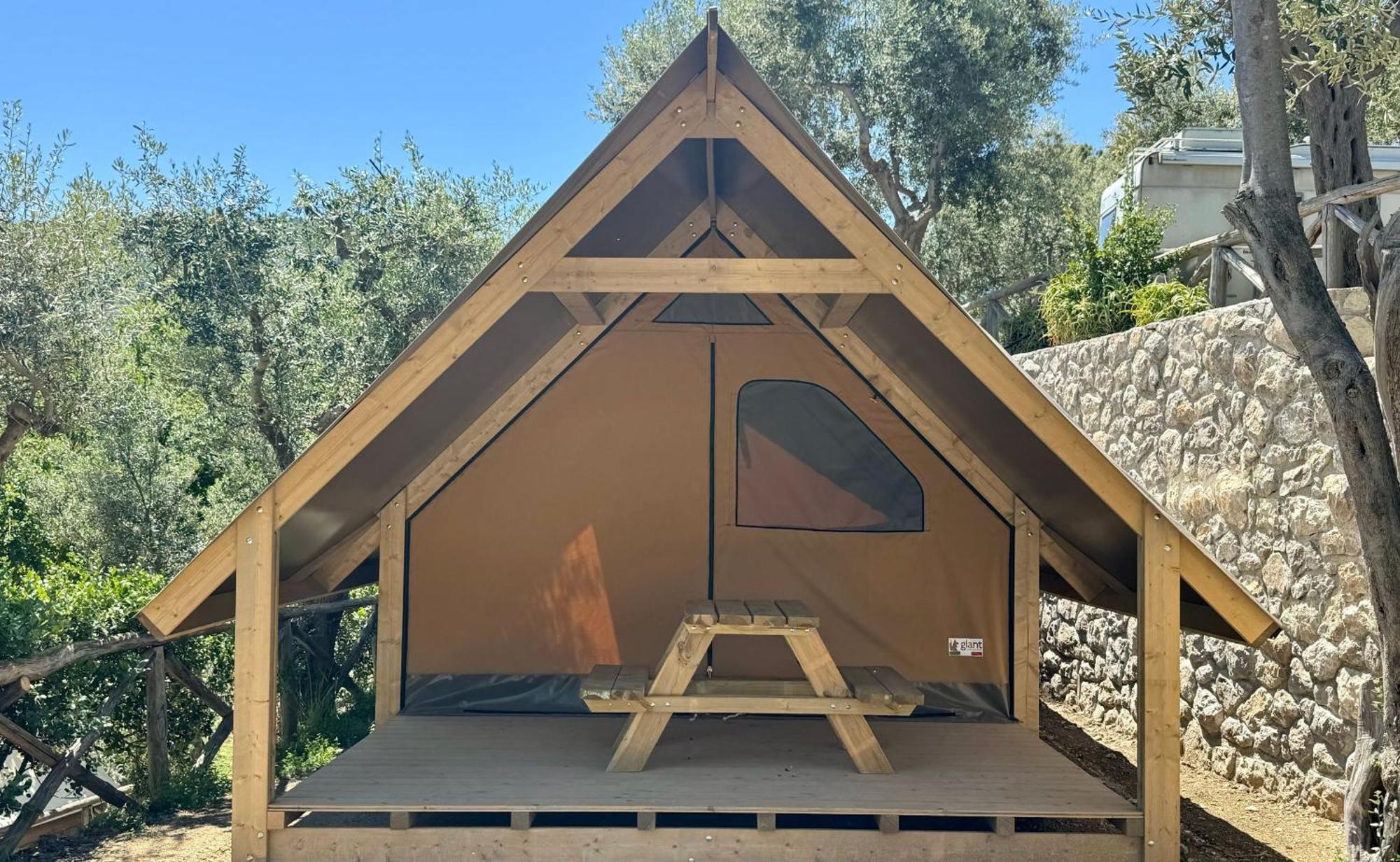Hostel & Glamping Santa Fortunata Sorrento Ngoại thất bức ảnh