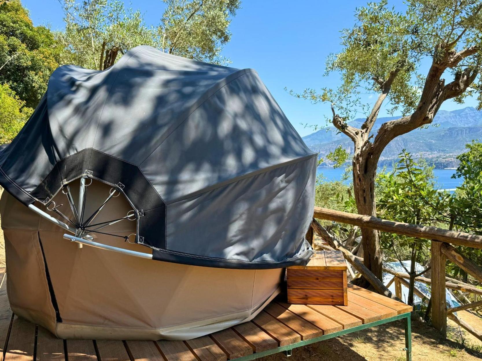 Hostel & Glamping Santa Fortunata Sorrento Ngoại thất bức ảnh